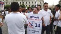 Keberanian Russell untuk maju dalam kontestasi parlemen di Peru bukan tanpa alasan. Ia membawa sejumlah misi, salah satunya untuk meningkatkan kesadaran masyarakat terkait pentingnya kesempatan yang sama bagi para penyandang disabilitas. Selain itu, pentingnya pengembangan kemampuan melalui pendidikan dan fasilitas penunjang bagi disabilitas juga menjadi salah satu isu penting yang dibawa oleh Russell saat dirinya mencalonkan diri menjadi anggota parlemen Peru.