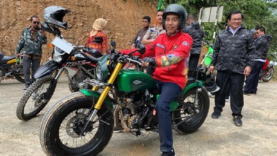 Ini Motor Custom Jokowi saat Cek Jalan Perbatasan RI-Malaysia