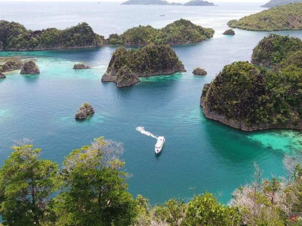 8 Tempat Wisata Terkenal Di Indonesia Yang Tersohor Hingga Mancanegara