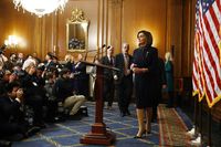 Donald Trump Dimakzulkan, Bros Ketua DPR AS Nancy Pelosi Curi Atensi