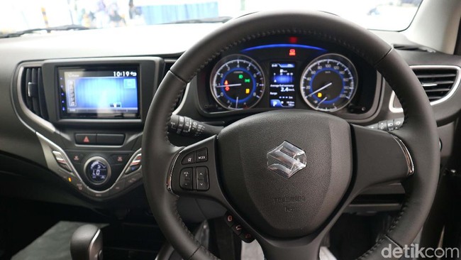 First Review Suzuki Baleno, Ada 7 Fitur Baru, Apa Saja?