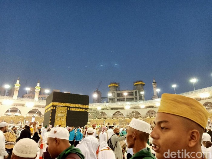 Suasana Umrah di Kakbah