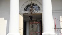 Gereja ini berbenah dengan renovasi kecil.