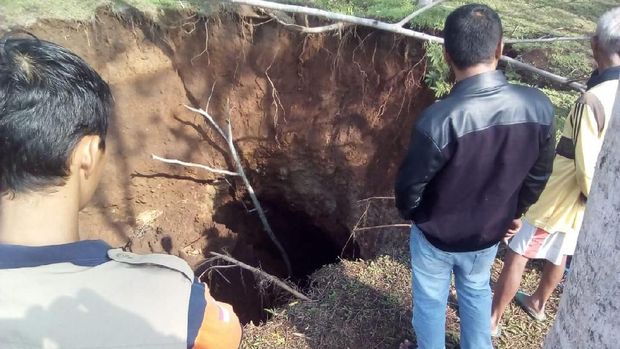 Fenomena Tanah Amblas Wonogiri, Diduga Ada Sungai di Bawahnya
