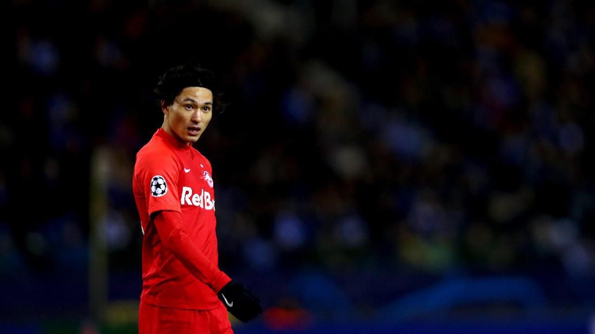 Takumi Minamino selangkah lagi berseragam Liverpool (Dean Mouhtaropoulos/Getty Images)
