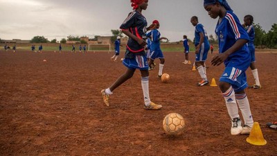 Sepakbola Hancurkan Mimpi Buruk Pernikahan Dini di Niger