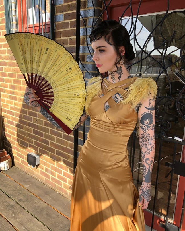 Menjalani prosedur ekstrem, ia mengaku jika orangtuanya sempat sulit untuk menerima. Sejumlah orang pun sering berkata jahat mengenai penampilan Grace meski akhirnya hal tersebut tidak didengarkannya. Kini Grace mengaku tidak akan lagi melakukan modifikasi tubuh. Foto: Instagram