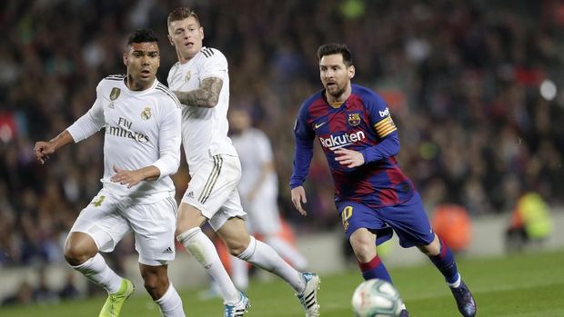 Barcelona dan Real Madrid beda keberuntungan di Liga Champions.