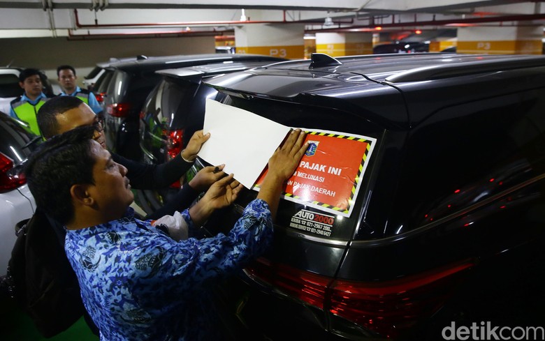 Bebas Denda Pajak Kendaraan DKI Jakarta Berakhir, Telat ...