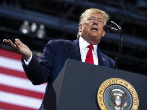 Donald Trump 2020: Tersandung atau Melenggang?