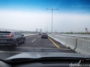 Menjajal Kecepatan Internet di Tol Japek Layang