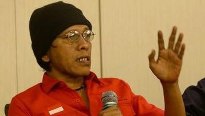 Adian Napitupulu, pdip