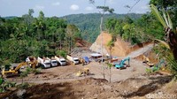 Bendungan Bener akan menjadi yang tertinggi di Indonesia dengan ketinggian sekitar 159 meter, panjang timbunan 543 meter dan lebar bawah sekitar 290 meter. Untuk membangun bendungan tersebut, dibutuhkan sedikitnya 590 hektare lahan.