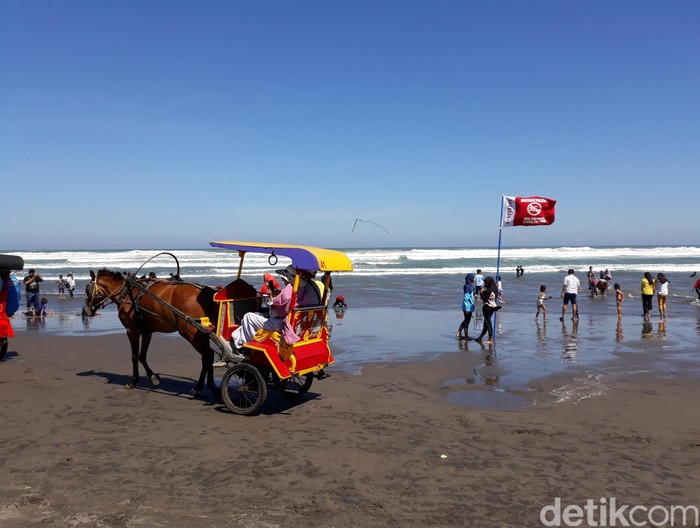 Objek wisata Pantai Parangtritis, Bantul, DIY, Jumat (20/12/2019).