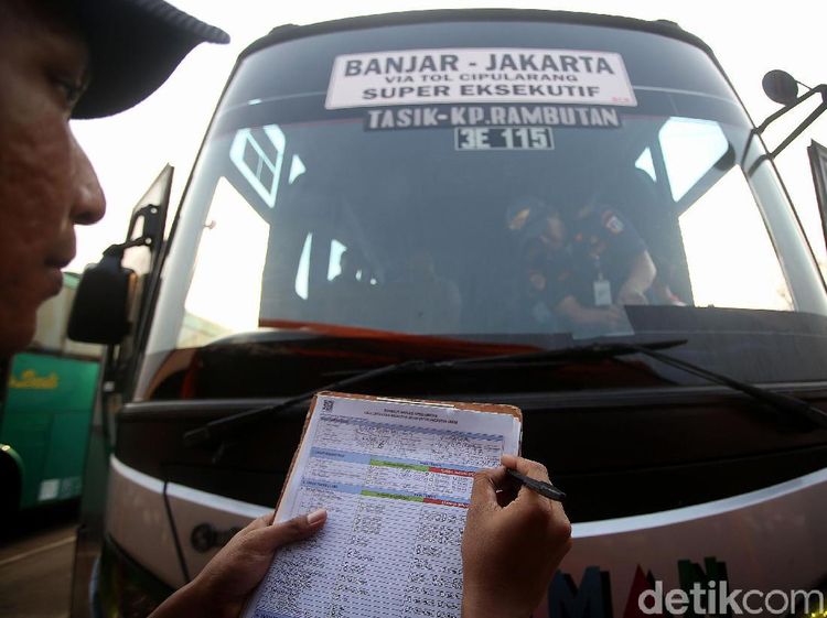 Dishub DKI Periksa Kelaikan Bus Jelang Libur Natal dan Tahun Baru