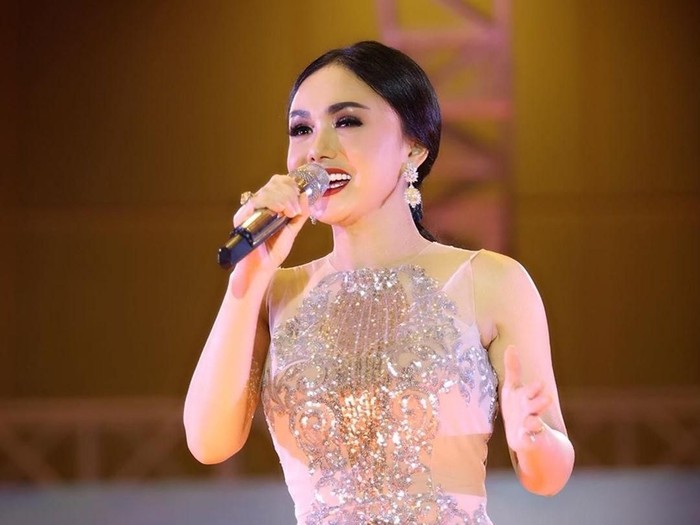 yuni shara