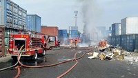 Salah satu petugas Command Center 122, Amir, mengatakan informasi terkait kebakaran tersebut diterima pada pukul 08.45 WIB. Foto: Istimewa