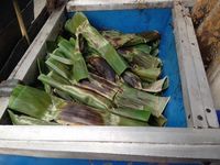 Salut! Penjual Otak-otak Gratiskan Dagangan untuk Anak Yatim dan Penghafal Al Qur'an