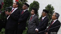 Sementara itu, Ketua Dewan Pengawas (Dewas) KPK Tumpak Hatorangan Panggabean memohon doa restu kepada seluruh pegawai KPK untuk kembali bertugas di lembaga antirasuah itu.