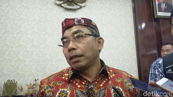 Ketua Fraksi DPRD DKI Gembong Warsono