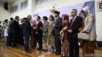 Pimpinan KPK dan Dewan Pengawas KPK mendapat ucapan selamat.