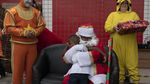 Hohoho! Di Brasil Santa Claus Asyik Naik Jet Ski