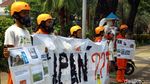 Walhi Tagih Janji Anies Soal Peraturan Sampah Plastik