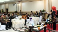 Plt Dirut PLN Sripeni Inten Cahyani menyatakan bahwa pihaknya siap mendapatkan penalti alias hukuman apabila telat memberikan daya listrik kepada industri smelter yang siap beroperasi.