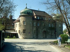 Momen Titik Balik Adolf Hitler dari Balik Penjara Landsberg