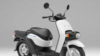 Honda Benly E selain unit sepeda motornya adalah Honda Mobil Power Packs, alat pengisi daya. Untuk harganya dibanderol USD 6.378 atau setara Rp 89 juta sampai USD 6.839 atau sekitar Rp 95 juta. Foto: dok. Honda