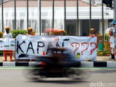 Walhi Tagih Janji Anies Soal Peraturan Sampah Plastik