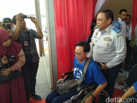 Tiga bus untuk penyandang disabilitas disediakan Kemenhub