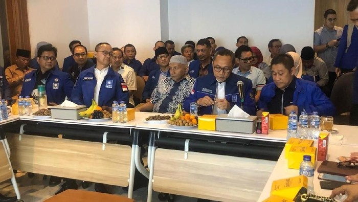 zulkifli hasan, eddy soeparno, amien rais, pan, Rapat persiapan Kongres PAN