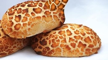 Roti jerapah. Foto: Bored Panda