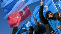 1.000 Demonstran di Turki Memprotes Perlakuan China terhadap Uighur 1.000 Demonstran di Turki Memprotes Perlakuan China terhadap Uighur