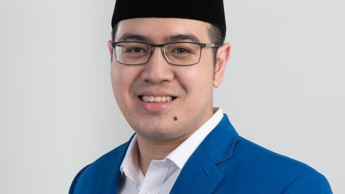 Rizki Aljupri, Pan