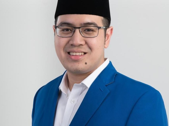 Rizki Aljupri, Pan
