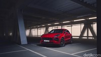Mobil ini memiliki mesin dan sasis yang kuat dengan desain karakteristik, dan peralatan yang disempurnakan. Mesin biturbo V6 2,9 liter yang menjadi jantung Macan GTS menghasilkan 280 kW (380 HP) lebih besar 15 kW (20 HP) dibandingkan dengan model pendahulunya. Foto: Porsche