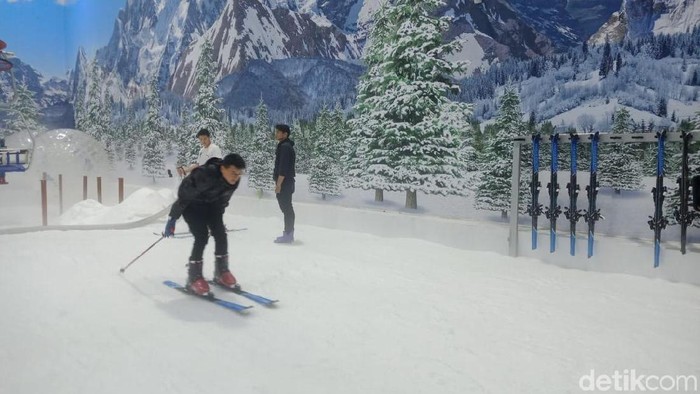 Trans Snow World Bintaro
