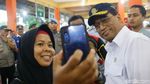 Momen Menhub Cek Arus Libur Natal di Terminal Kampung Rambutan