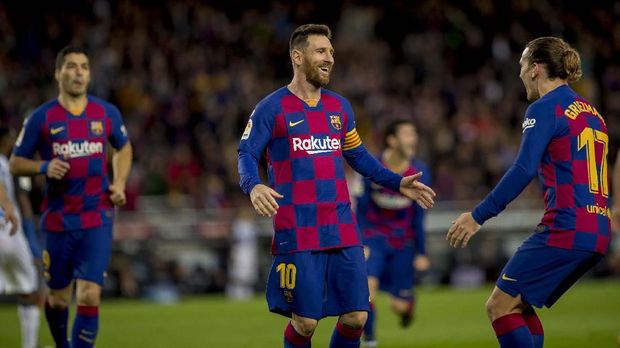 Lionel Messi memastikan skuat Barcelona menerima pemotongan gaji.