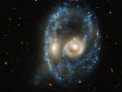 Foto Antariksa Terbaik 2019: Lubang Hitam, Planet Baru hingga Gerhana Matahari