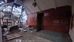 Atap Rusak, Begini Penampakan Masjid yang Tertimpa Menara Pemancar Roboh