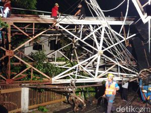 Tower Roboh, RRI Kerahkan Teknisi Selamatkan Alat Siaran Tersisa