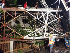 Tower Roboh, RRI Kerahkan Teknisi Selamatkan Alat Siaran Tersisa