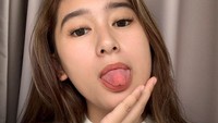 Namun kini beranjak dewasa, Amanda mulai berani tampil. Dok. Instagram/amandacaesaa