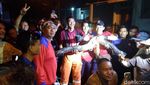 Penampakan Ular Piton 4 Meter yang Bikin Geger di Pamulang