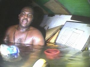 Hanya Minum Soda, Tukang Masak Ini Bertahan Hidup 3 Hari di Kapal Tenggelam