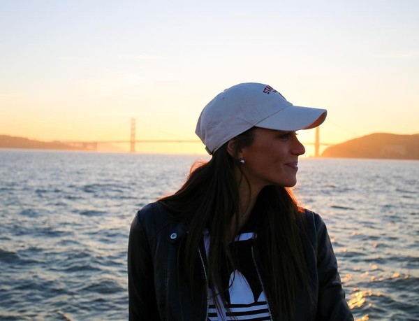 Stephanie saat menikmati senja di Jembatan Golden Gate Bridge, Amerika Serikat (Instagram/itsstephrice) (Instagram/itsstephrice) Stephanie saat menikmati senja di Jembatan Golden Gate Bridge, Amerika Serikat (Instagram/itsstephrice) (Instagram/itsstephrice)