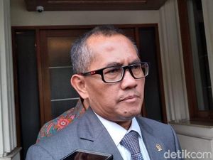 Ketemu Mahfud, Ketua KY Bahas Penegakan Hukum